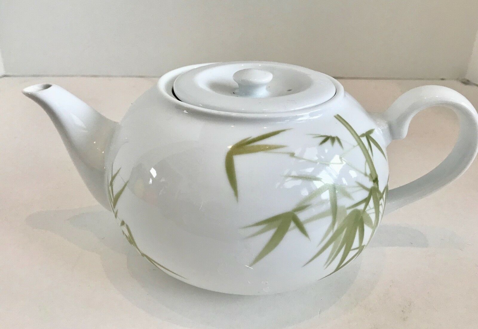 Zen Fine Translucent Porcelain 5 Cup Teapot