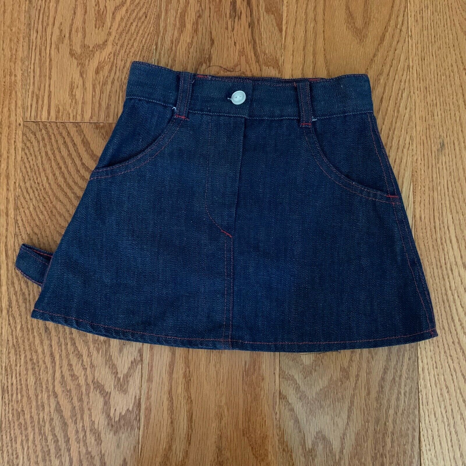 Little Girls 1970's  Vintage Size 3 Blue Denim Jean Skirt w/ Embroidery Flower