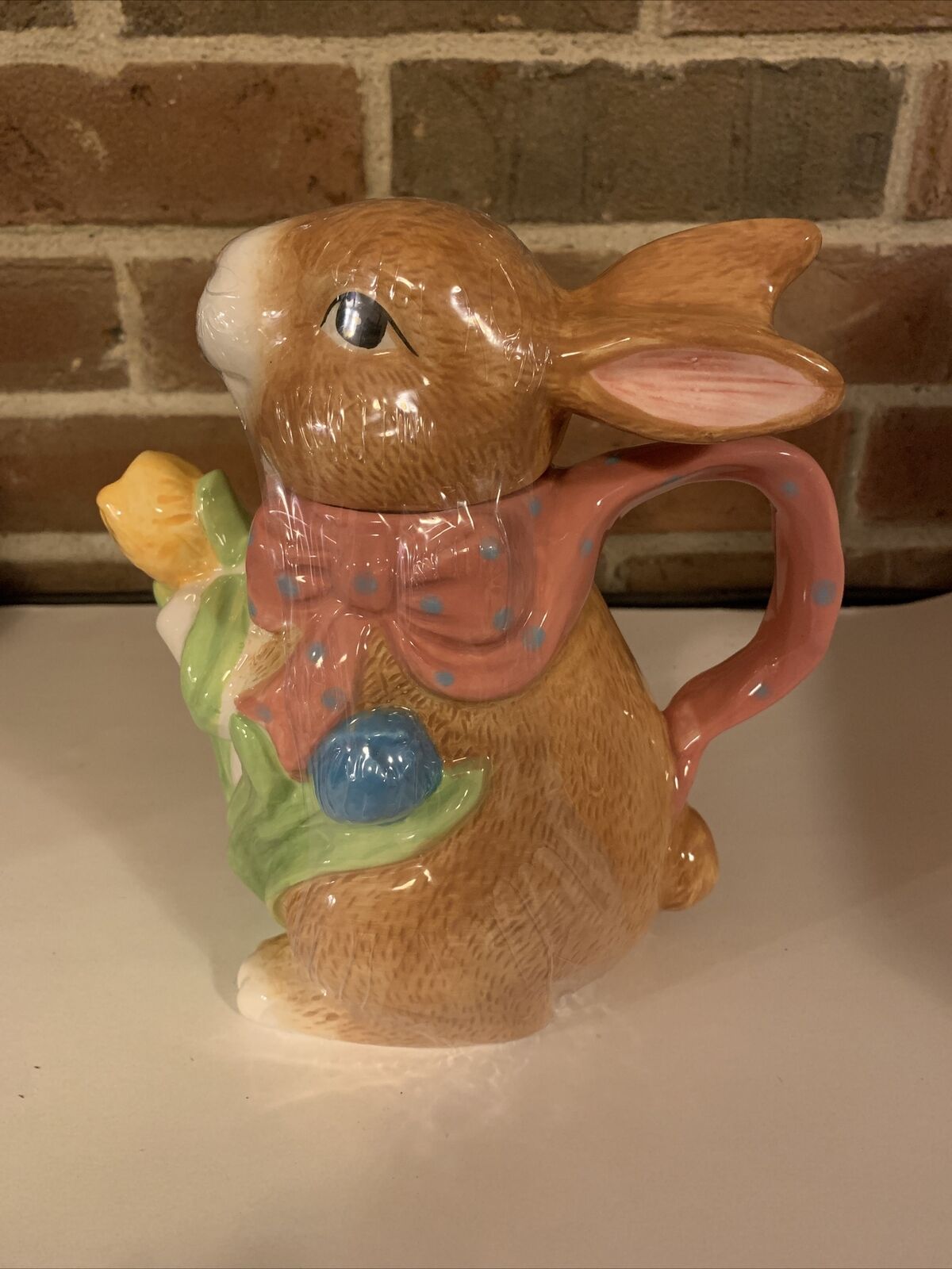 NEW Cute Easter Bunny Rabbit Sculpted Porcelain 8”  Tea Pot