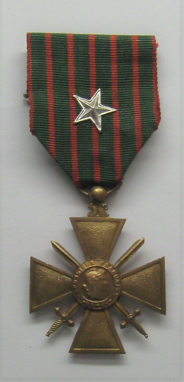 Vintage Ww I French Croix De Guerre Medal War Cross 14-17 With Sil Star
