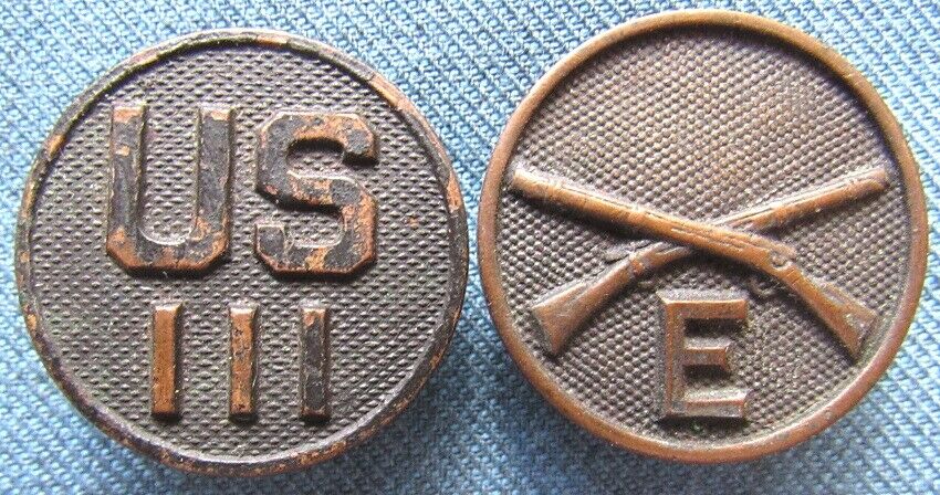 Wwi Us Army Enlisted Collar Disc Set: Company E, 111th Infantry Regiment